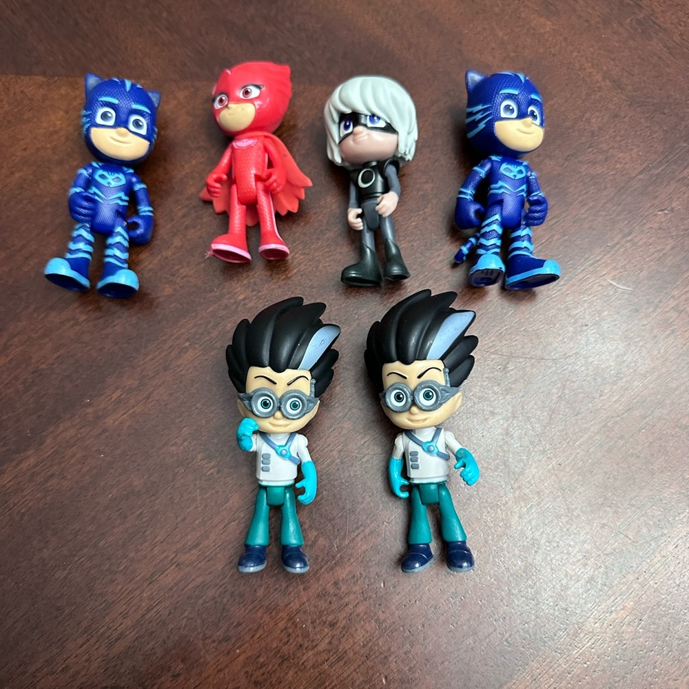 6 PJ MASKS Action Figures Owlette Luna Girl Hero Boost Catboy Romeo